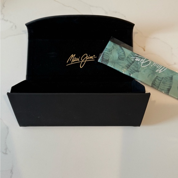 NWT Maui Jim sunglasses model PEHU - Picture 4 of 9